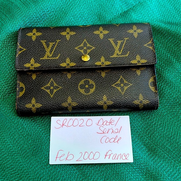 Louis Vuitton Handbags - Authentic‎ Louis Vuitton Monogram Trifold Long Wallet